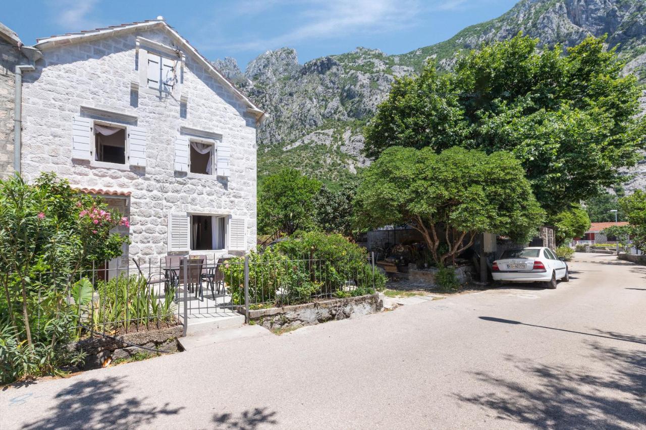 Old Stone Villa Lalosevic Kotor Exterior photo